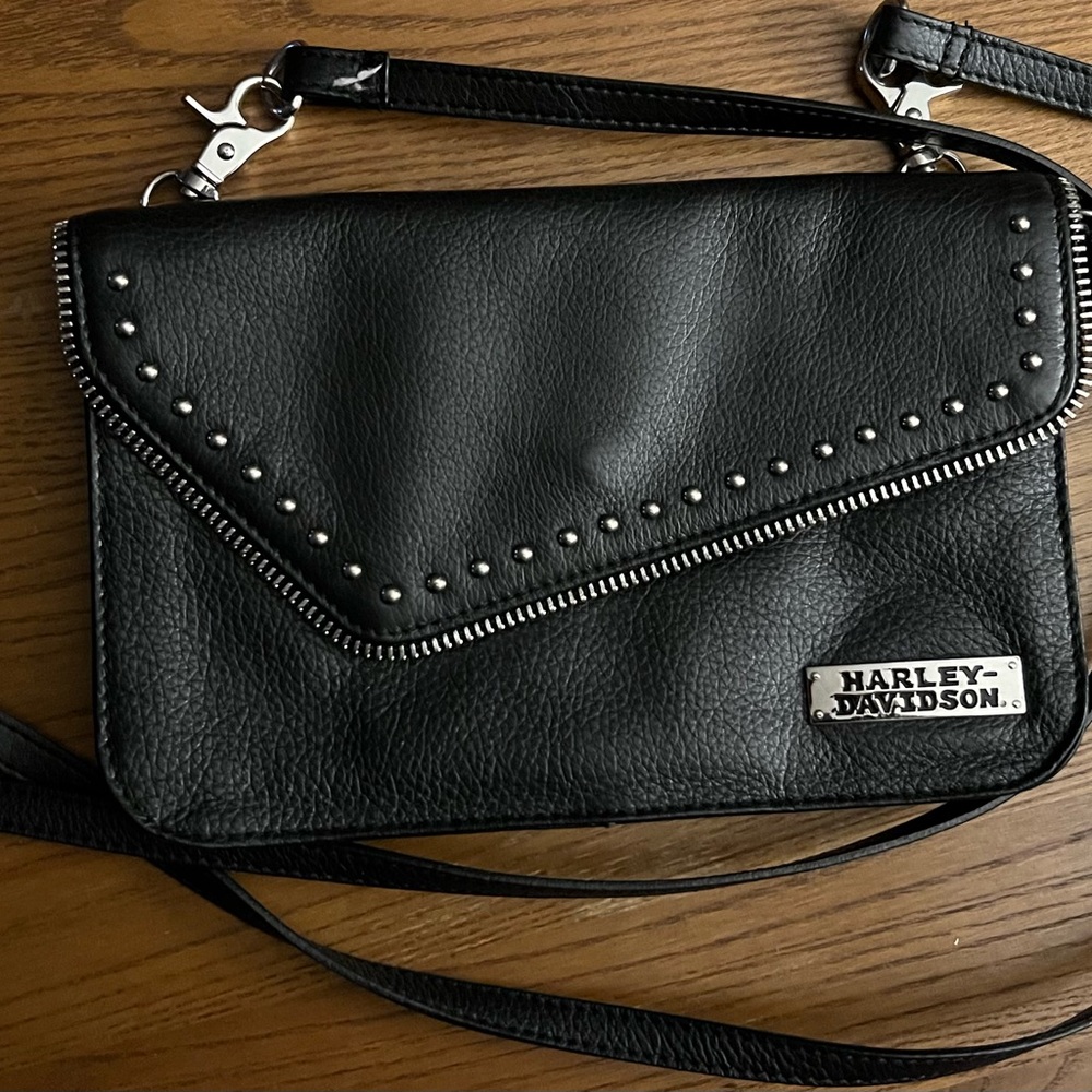 Black Harley Davidson Crossbody/Hip Bag - Like new.